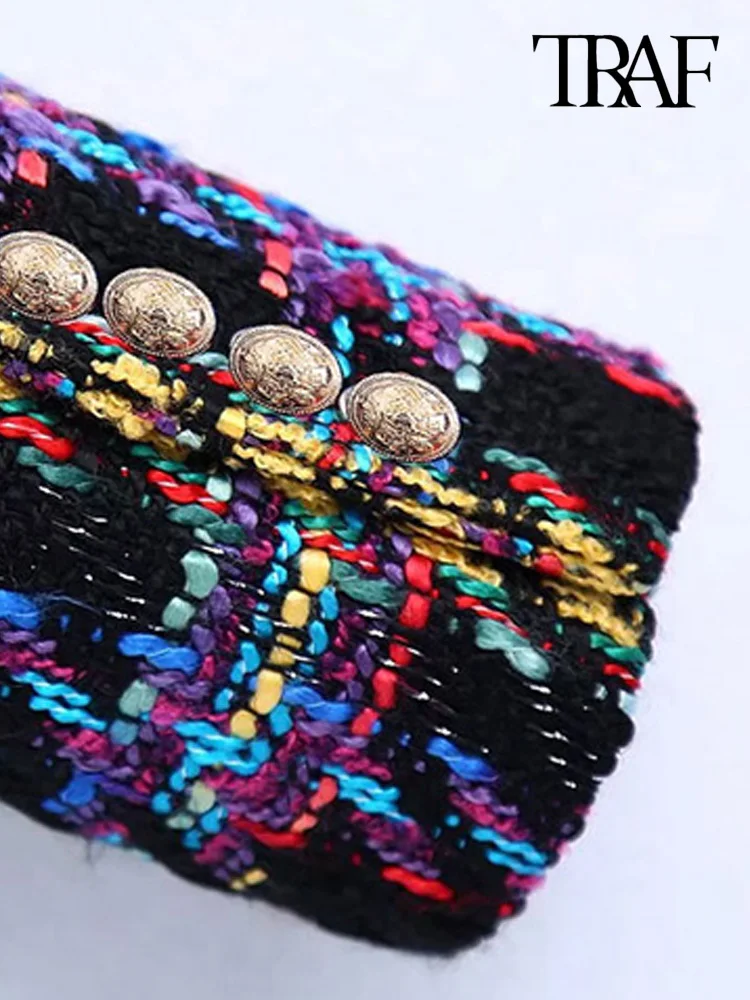 Пиджак женский твидовый с металлическими пуговицами спереди и длинным рукавом |