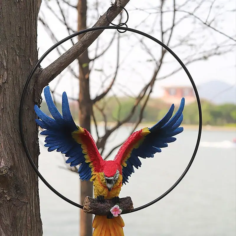 

Creative Resin Parrot Hang On Tree Outdoor Garden Decoration Statue Animal Sculpture For Home Office Room Garden Decor Ornaments