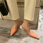 Мюли женские с острым носком, элегантные туфли на низком каблуке 5 см, роскошные брендовые шлепанцы для пляжа, сланцы, телесные, бежевые, лето 2021