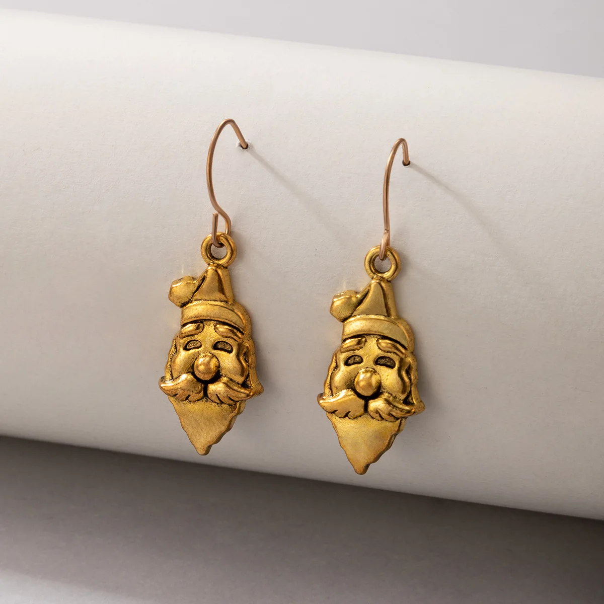 

Европейские и американские антикварные украшения, сплав Санта-Клауса, старые ушные крючки, рождественские нестандартные серьги