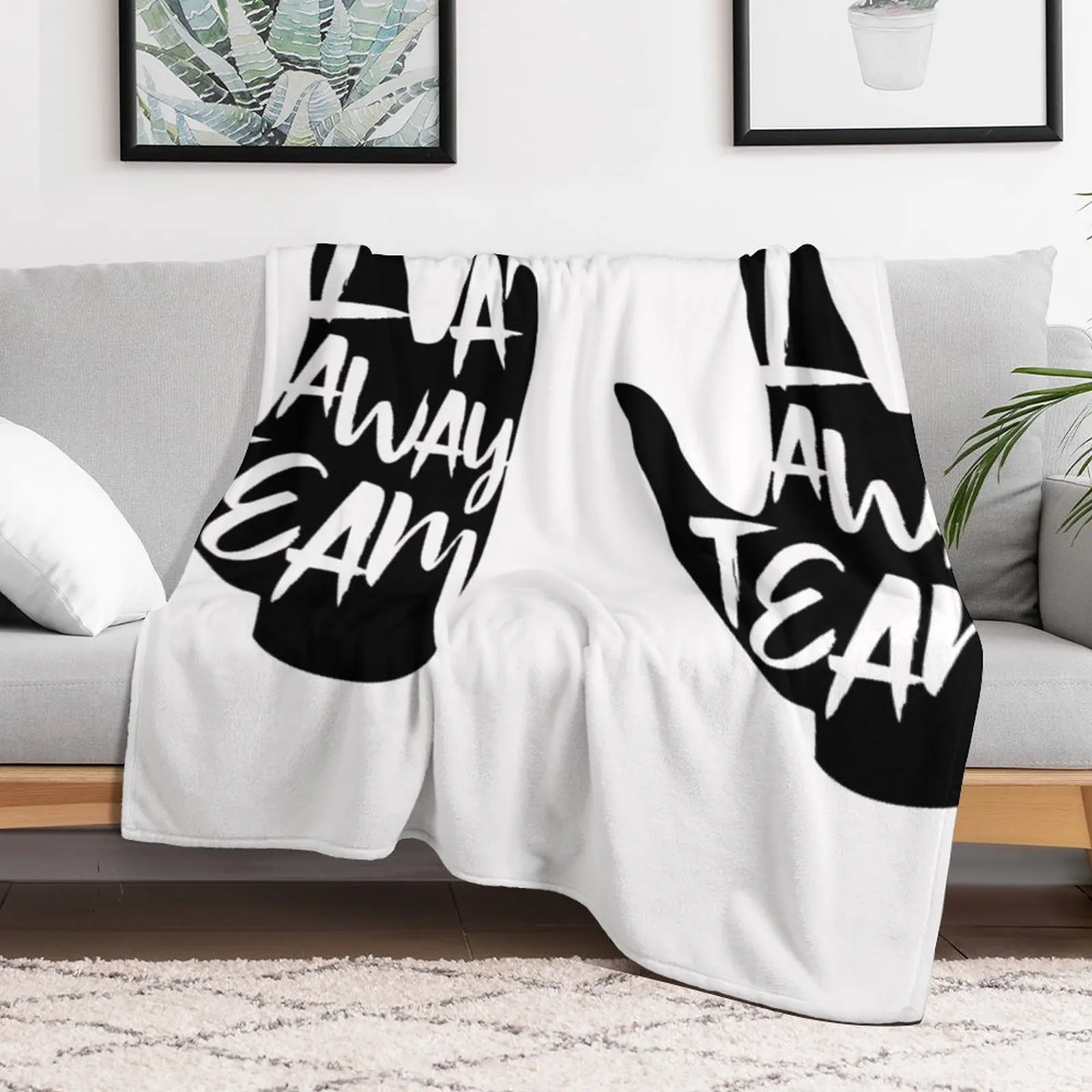 Фланелевые одеяла декоративные кровати