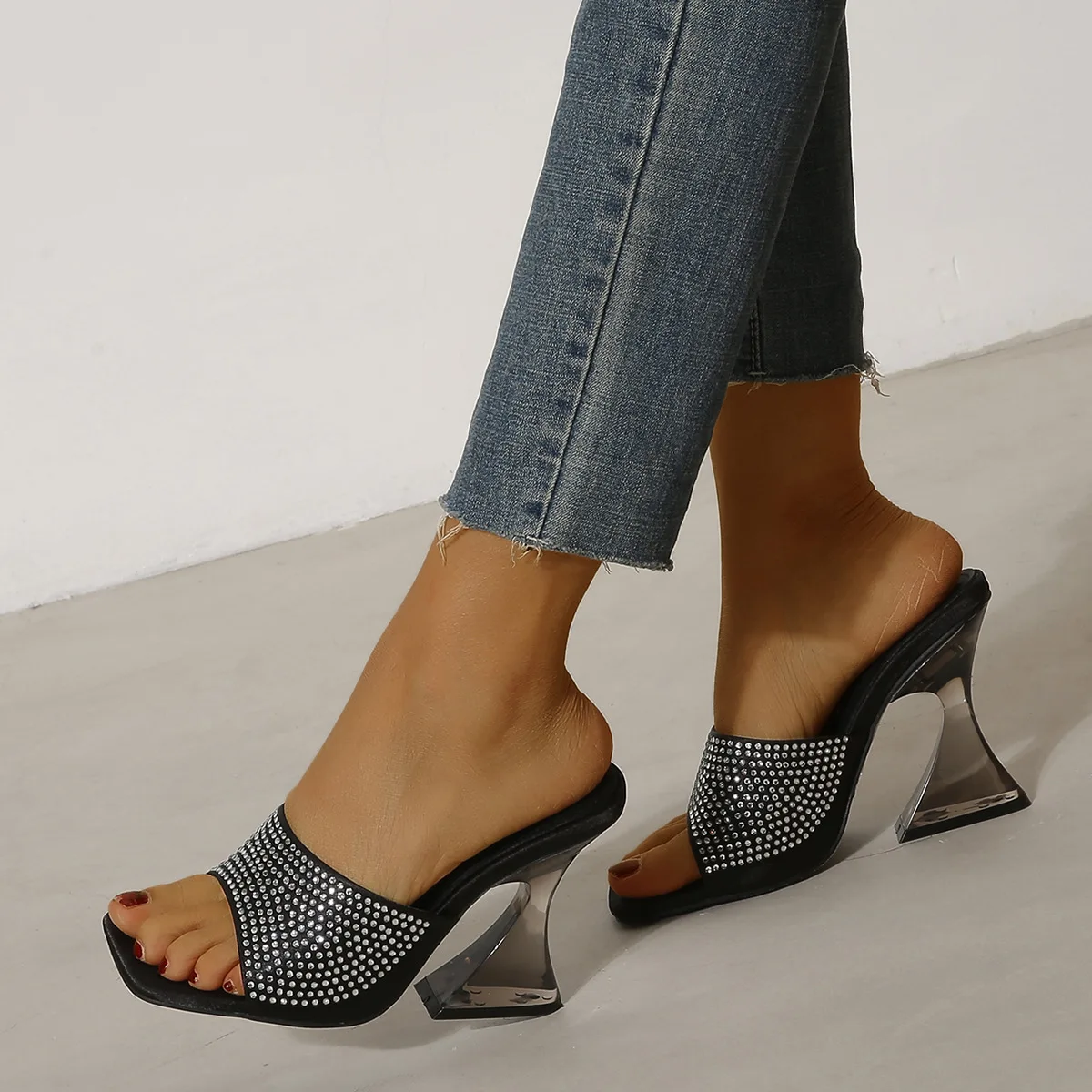 Женские туфли без задника прозрачные шлепанцы на высоком каблуке модные тапочки