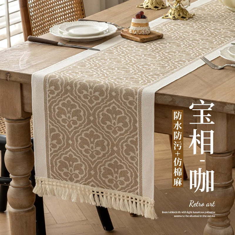 

Скатерть-дорожка из полиэстера