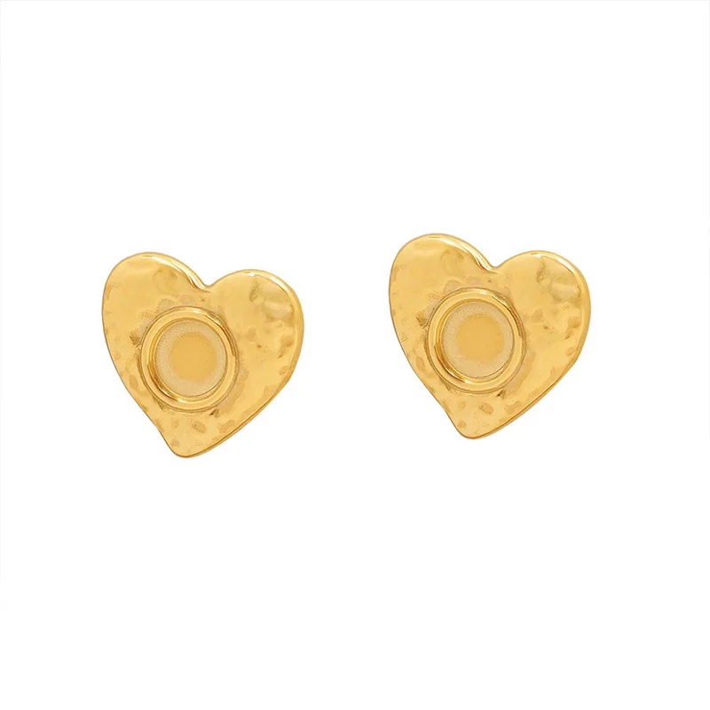 

Romantic Cute Heart Metal Stud Earrings for Women High Quality Stainless Steel Plated Fashion Earrings Jewelry