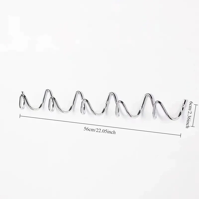 

Настенный крючок из металла