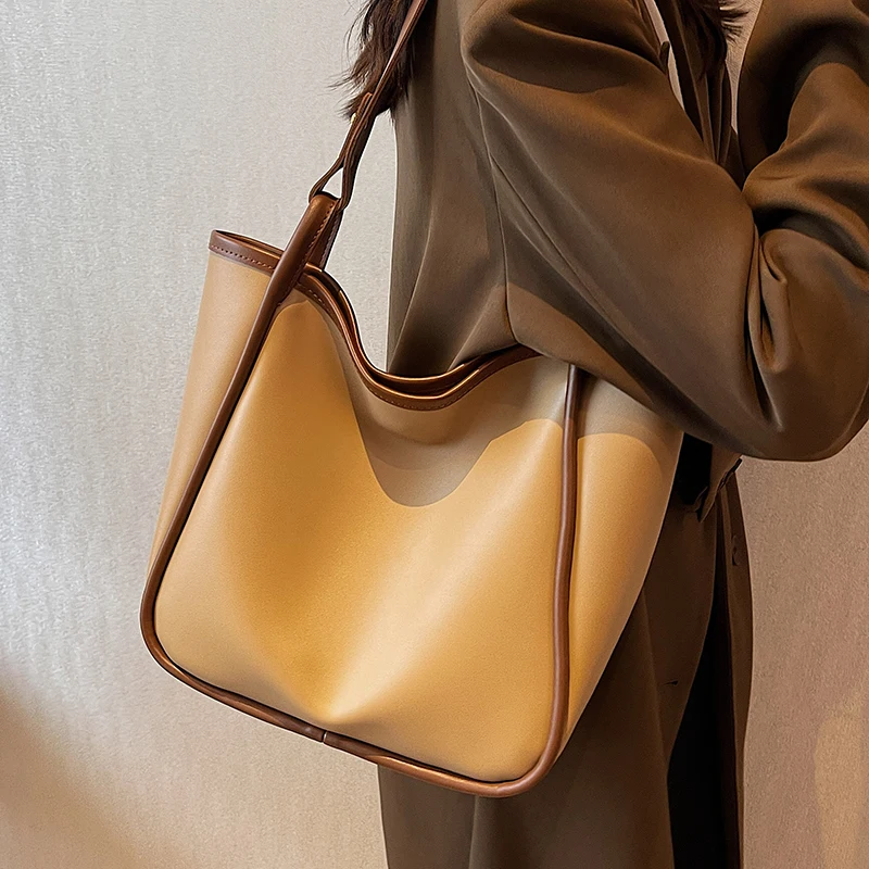 

Women's Large-Capacity Bags 2022 New Autumn Winter All-Match Shoulder Bags High-Quality Texture Commuter Tote Bags