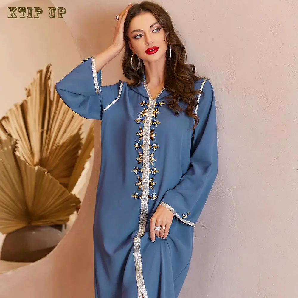

Muslim fashion new blue hand sewn diamond splicing silver ribbon hooded gown Middle East Dubai dress Kaftan Moroccan Islamic