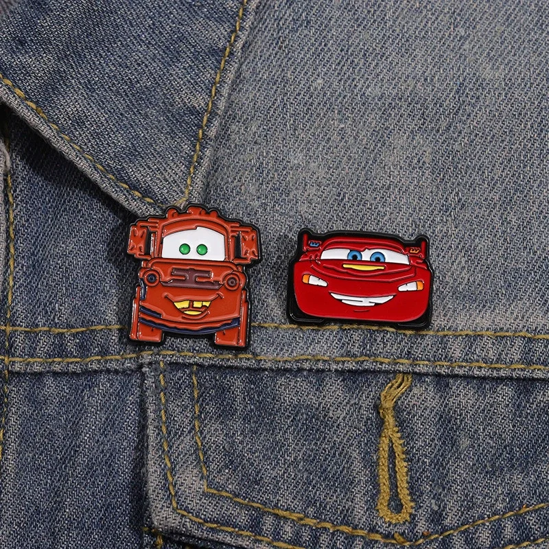 Молния Маккуин детская булавка в стиле аниме автомобили Диснея милая брошь с