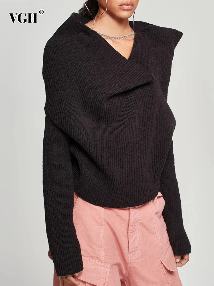 

VGH Solid Patchwork Chains Knitting Sweaters For Women Irregular Collar Long Sleeve Minimalist Pullover Sweater Female Fashion