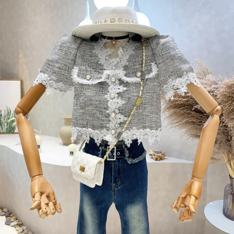 

Niche Design New Women 2022 Summer Splicing Lace Girl Elegant Retro Single Breasted Round Neck Tweed Jacket Short Top Coat