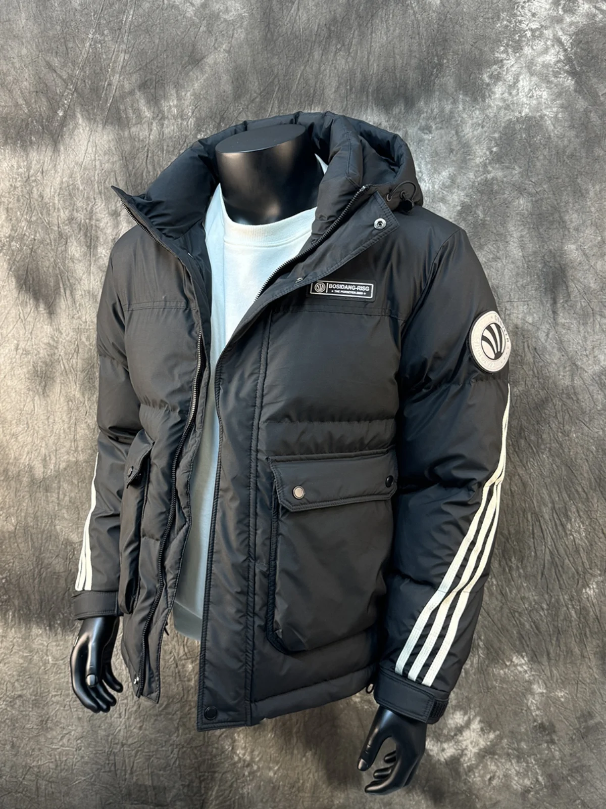 Пуховик мужской с капюшоном новинка зимы 2024 утолщенный теплый белый утиный пух