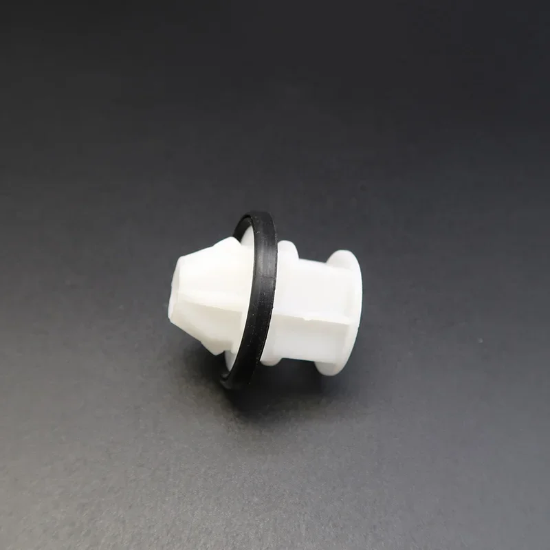 

Зажим нижнего порога для Mercedes-Benz A2119970881