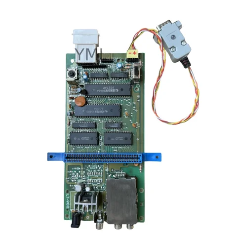 Материнская плата AV Famicom (версия PAL) со стереоаудиовыходом