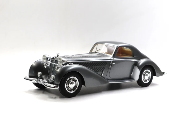 

CMF 1:18 Horch 853 Spezial Coupe 1937 Audi Classic Car Limited Edition Resin Metal Static Car Model Toy Gift