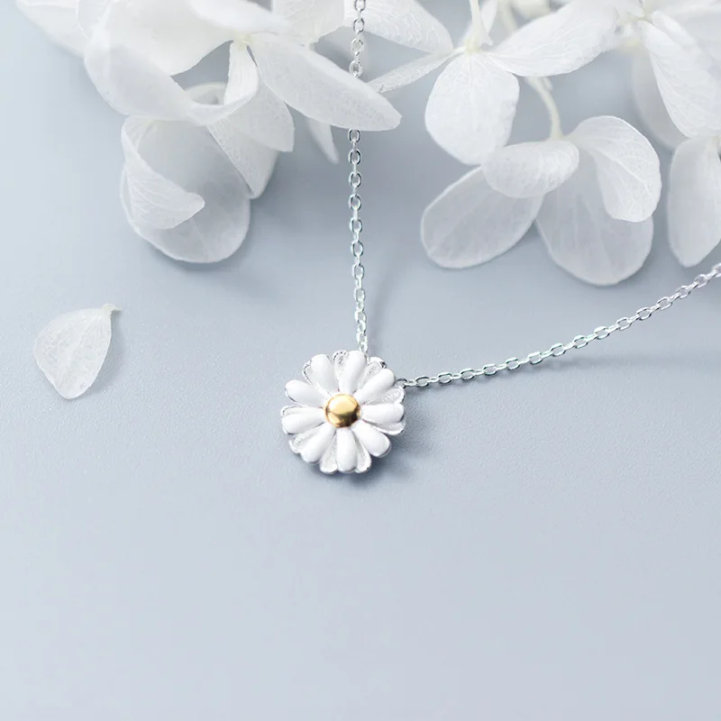 

925 Sterling Silver White Daisy Flower Necklace for Women Simple Exquisite Chain Necklace Wholesale