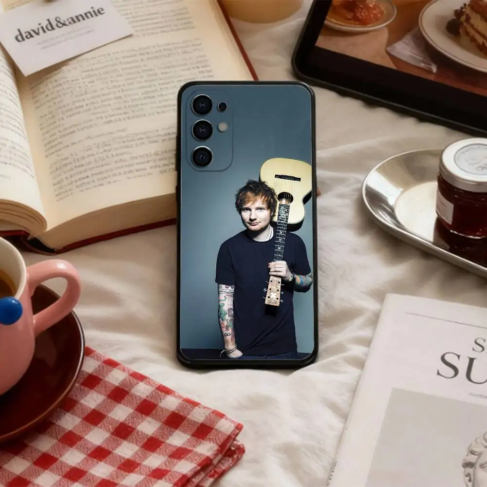 Стильный чехол для телефона с изображением певца Эд Ширана для Samsung S25, S24, S23, S22, S30, S21, S10, S9, Ultra, Plus, Lite, FE, 4G, 5G, мягкий черный чехол (art.: 3920d97d8a028) - 3920d97d8a028