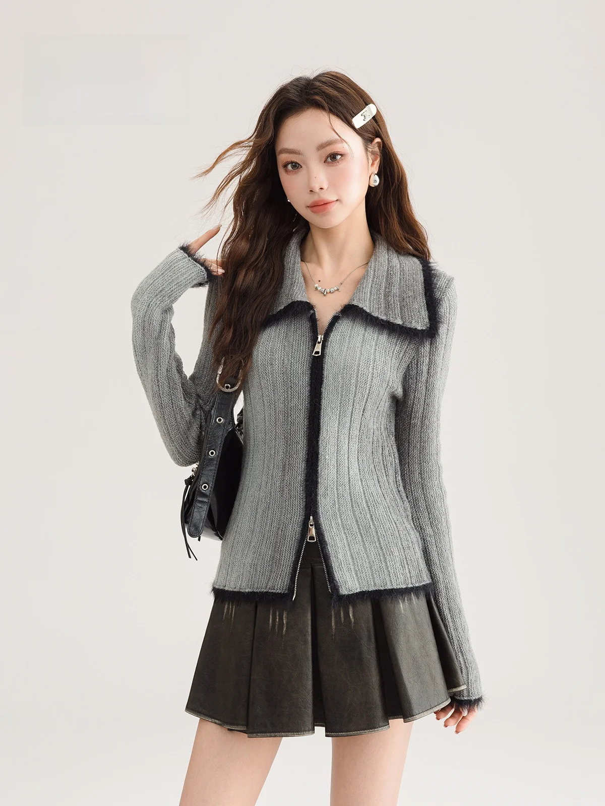 Forever2 Korean Series Slim fit Raw Gradient Sweater Women Autumn and Winter New Retro Double Zipper Lapel Top |