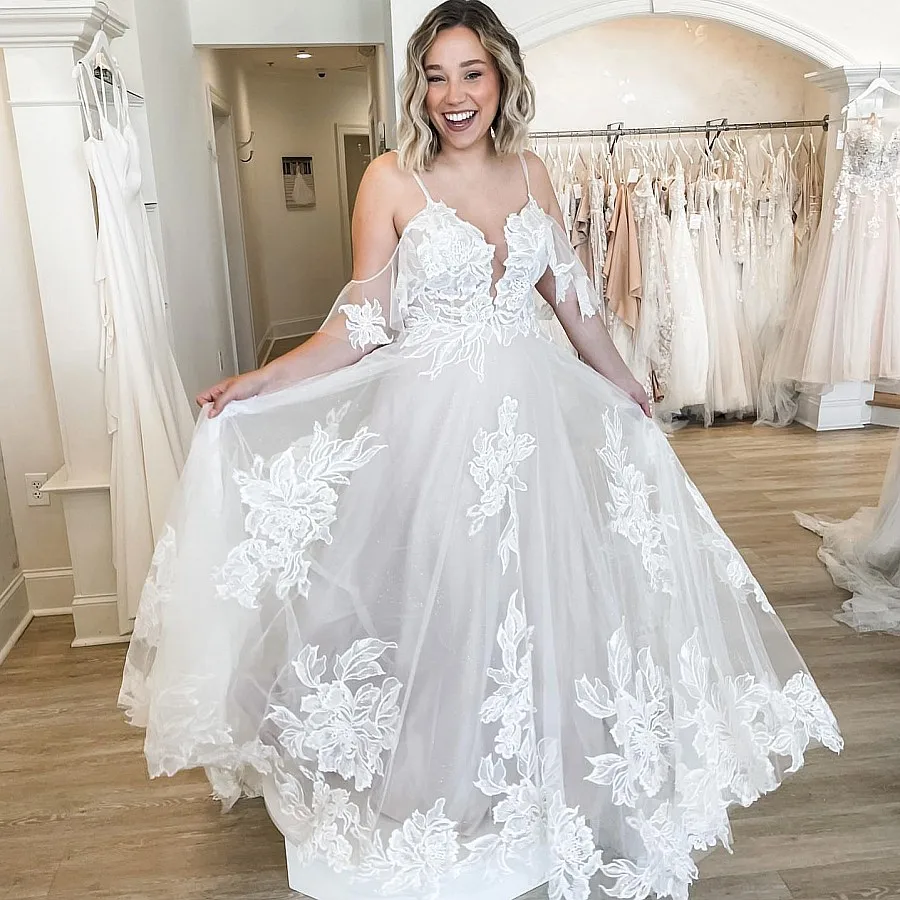 

Женское свадебное платье в стиле бохо, ТРАПЕЦИЕВИДНОЕ ПЛАТЬЕ с тонкими бретельками и шлейфом, свадебное платье для невесты в богемном стиле