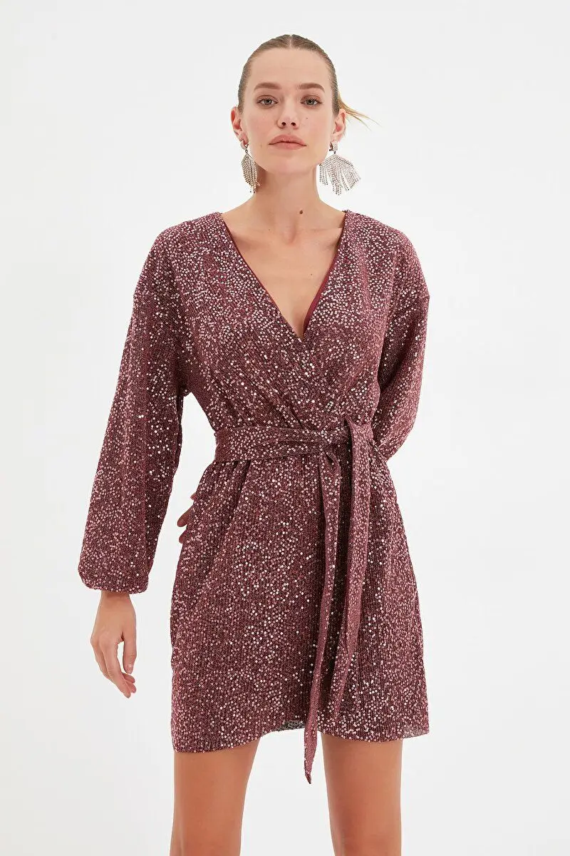 

Color Rose Belted Sequin Dress TPRAW22EL1907