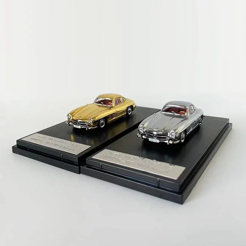 Модель автомобиля Seeker 1:64 SL W198 300SL Coupe литье под давлением