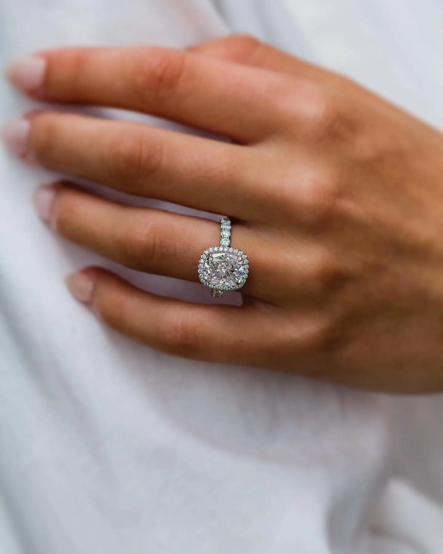 JOVOVASMILE Moissanite Diamond Engagement Ring 3.3 Carat 9.75x8.25mm Crushed Ice Hybrid Cushion 14k Gold Half Eternity Band