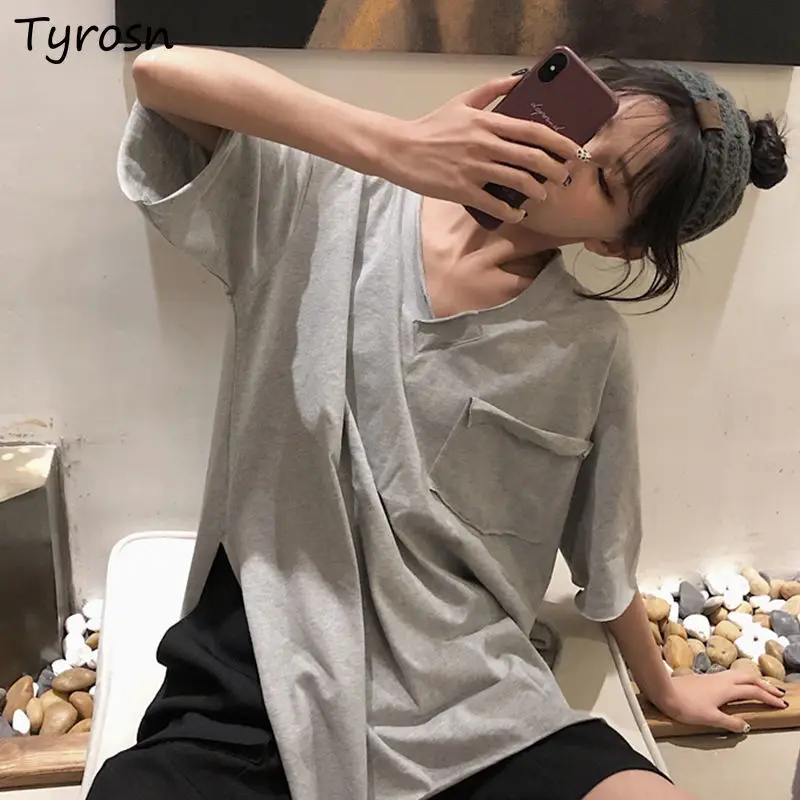 

Short Sleeve T-shirts Women V-neck Pockets Tshirts Solid Retro All-match Design Side-slit High Street Basic Top Female Camisetas