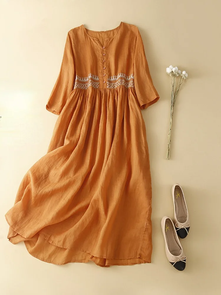 

2022 Summer New Women's Cotton and Linen Dress Ethnic Style Embroidery Temperament Round Neck Midi Skirt Loose and Casual