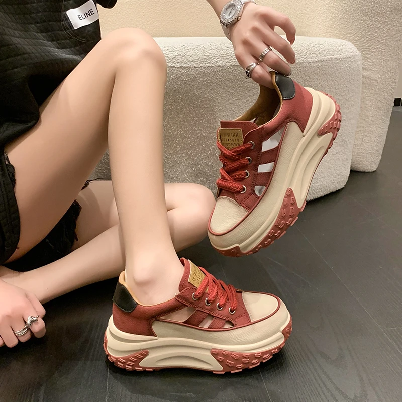 

2023 Women's Casual Shoes New Summer Fashion Thick Sole Hollow Breathable Lace Up Sports Shoes Women's Walking Shoes