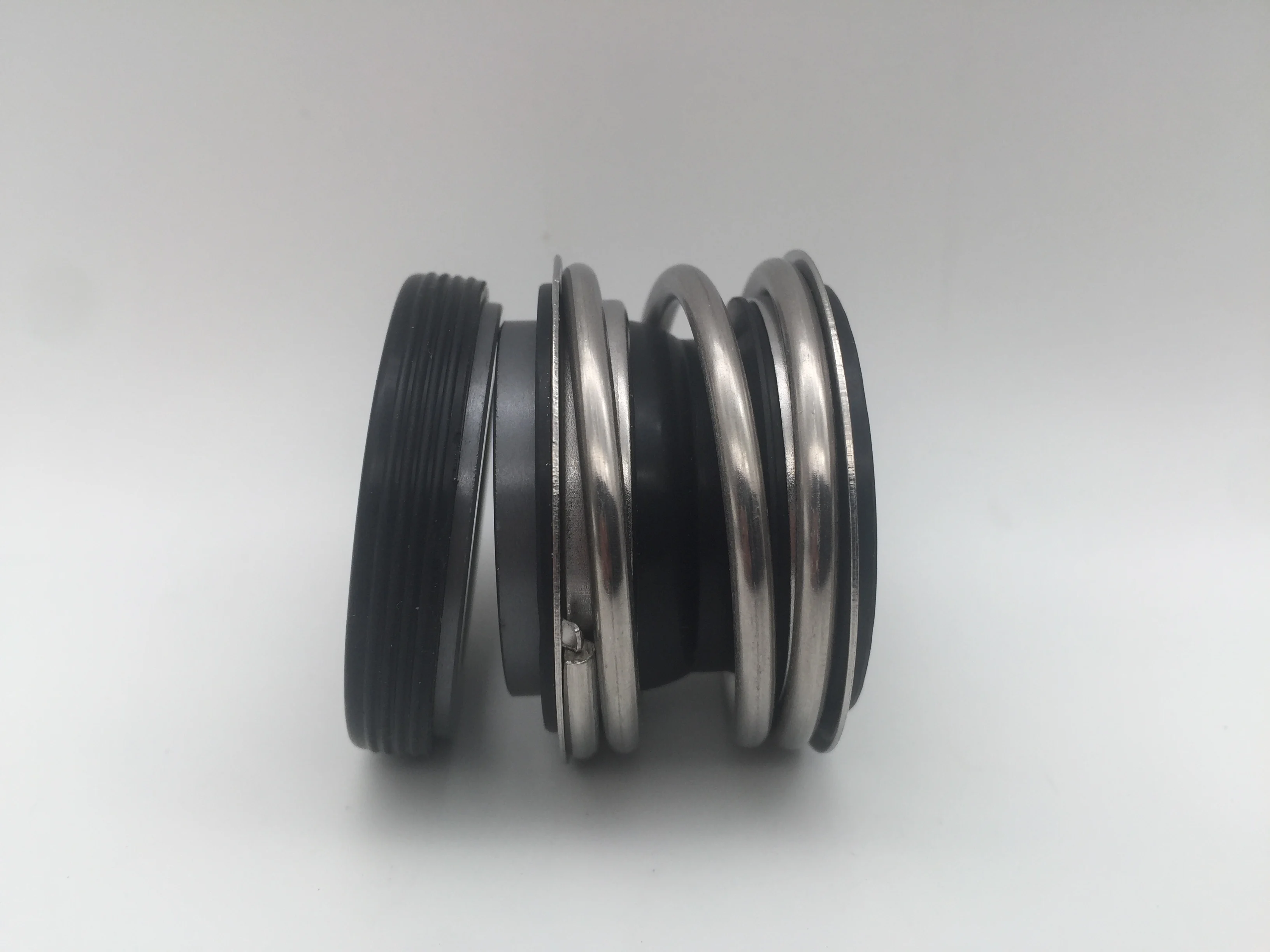 

MG1/30-G60, MG1/30-Z, MG1-30 Механические уплотнения для водяных насосов размером вала 30 мм (с чашкой G60) 109-30, MB1-30