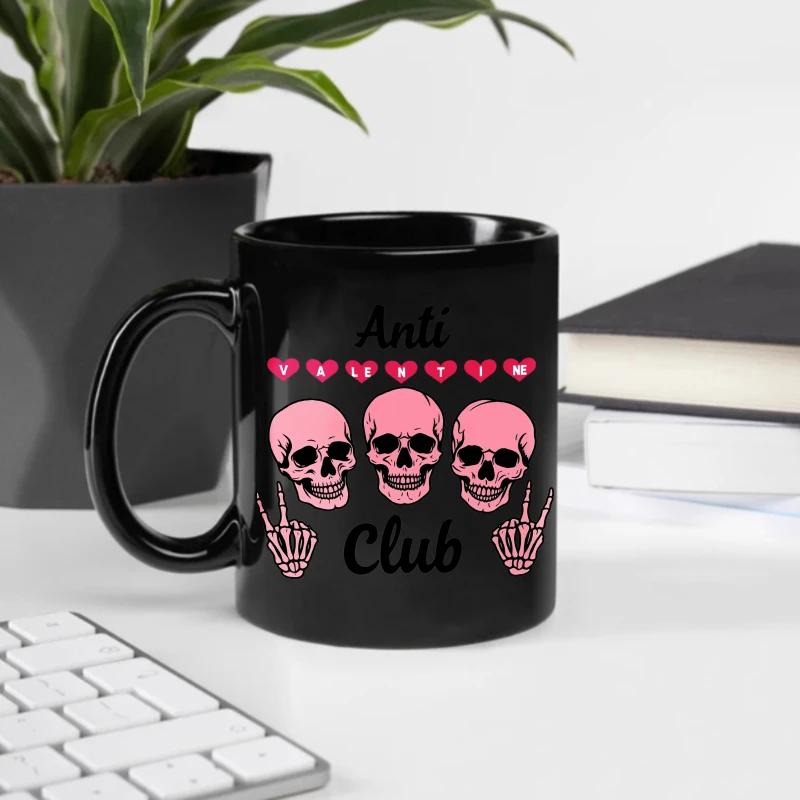 Черная кружка Anti-Valentine's Club с розовым черепом и сердечком, подходит в качестве подарка на День святого Валентина. (art.: 3920d474bc32a) - 3920d474bc32a