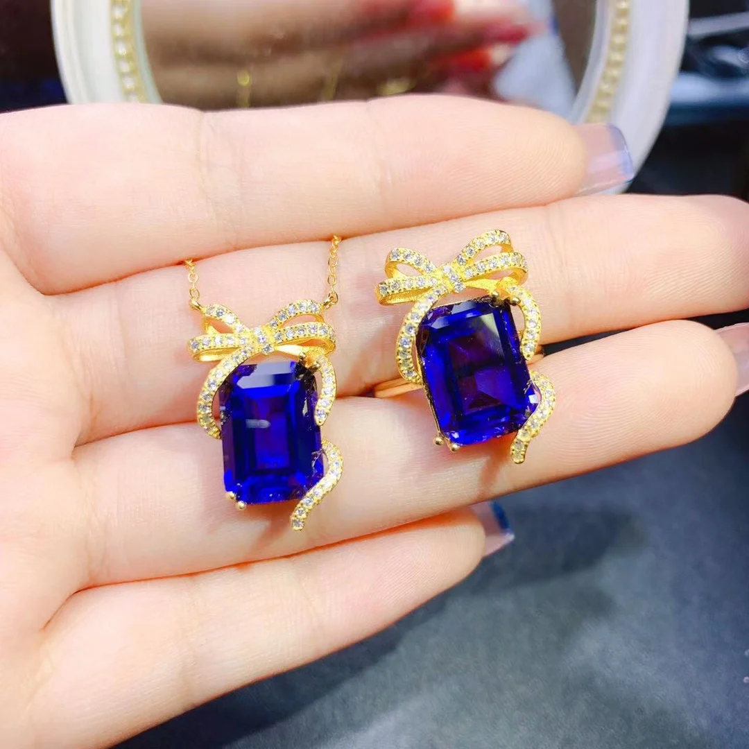 

Комплект из колье и серёг, серебро 925 пробы, с сапфиром