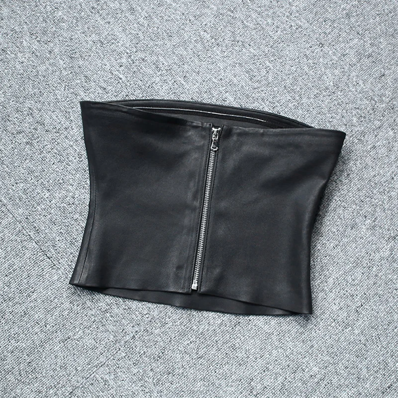 Рисунок 5 - Женский эластичный костюм из натуральной кожи