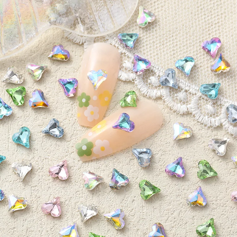 

100pcs Hot selling pointed bottom color crooked peach heart 6x7mm mixed color white moonlight nail enhancement diamond