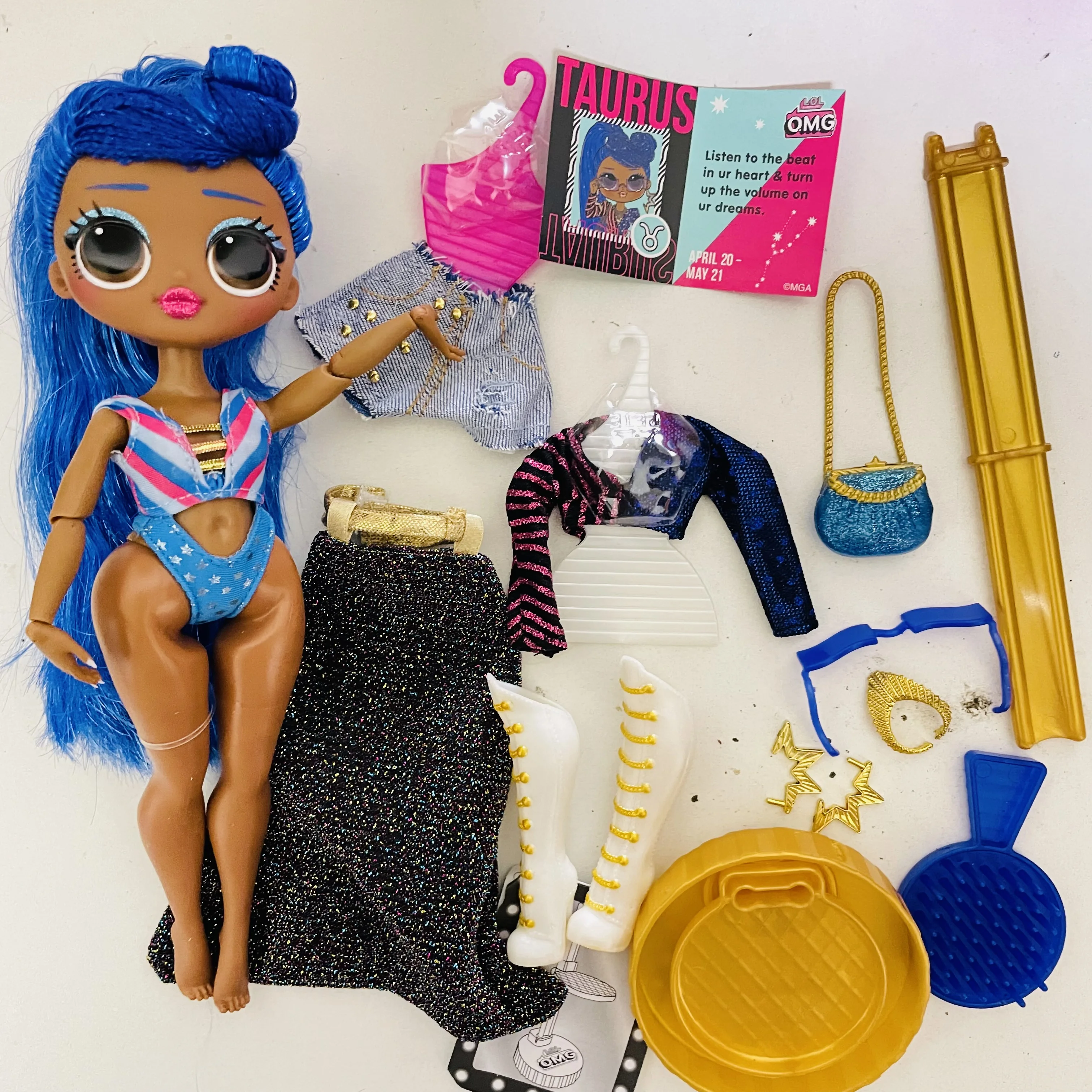 Шарнирная кукла MGA LOL