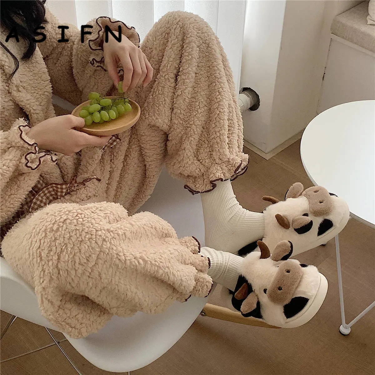 ASIFN Girls Milk Cow Cushion Slippers Women Home Slides Fluffy Winter Warm Cartoon House Cute Funny Shoes Zapatos De Mujer images - 6