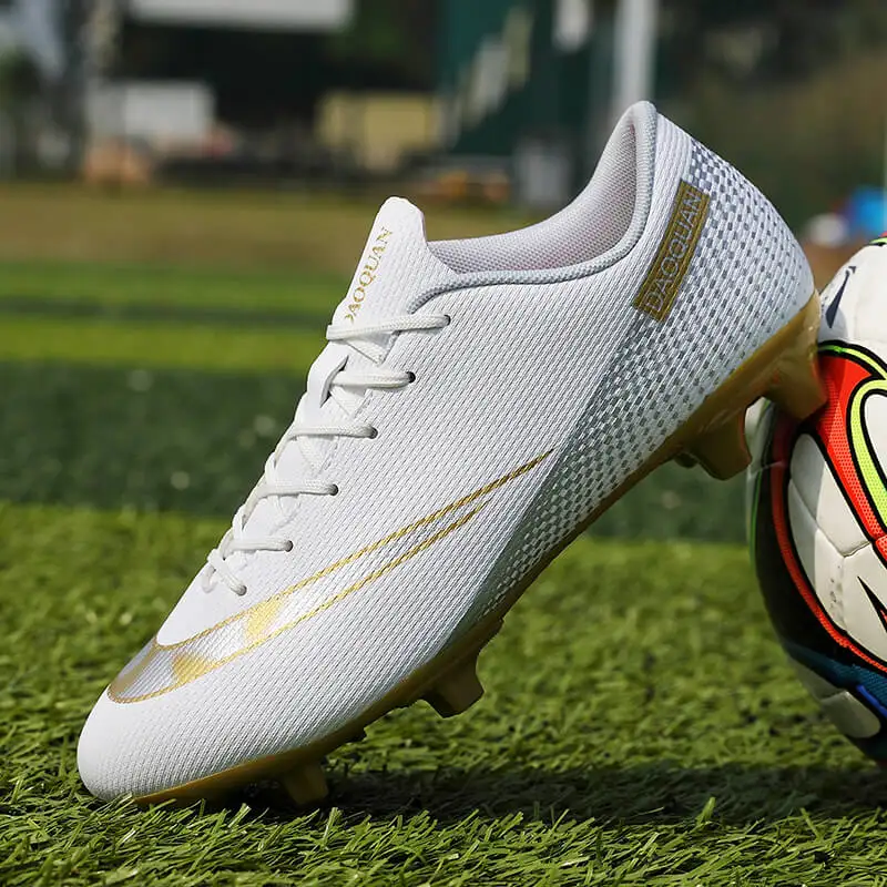 Men Low-Top Professional Soccer Shoes Anti-Slip Kids Grass Training Football Boots Ultralight FG/TF Non-Slip Chuteira Size 35-45