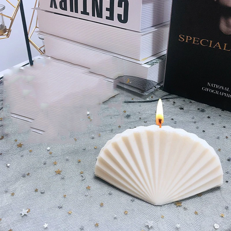 Room decor aesthetic scallop scented candle home fragrance decorative centerpiece aroma candles for home colored candles