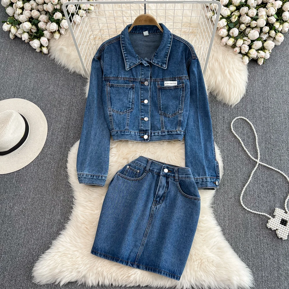 

Женский джинсовый костюм, короткое пальто в гонконгском стиле ретро, трапециевидная юбка с высокой талией и короткая юбка, Модный комплект ...