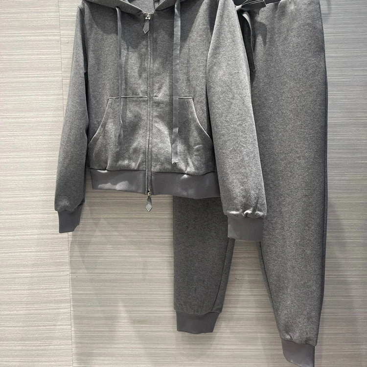 

Sports and Leisure Women Matching Sets Hooded Sweater Coat Bundle Leg Sweater Suit Comfortable High End