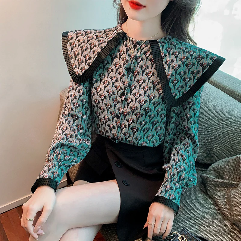 

Рубашка женская шифоновая с длинными рукавами-фонариками и принтом