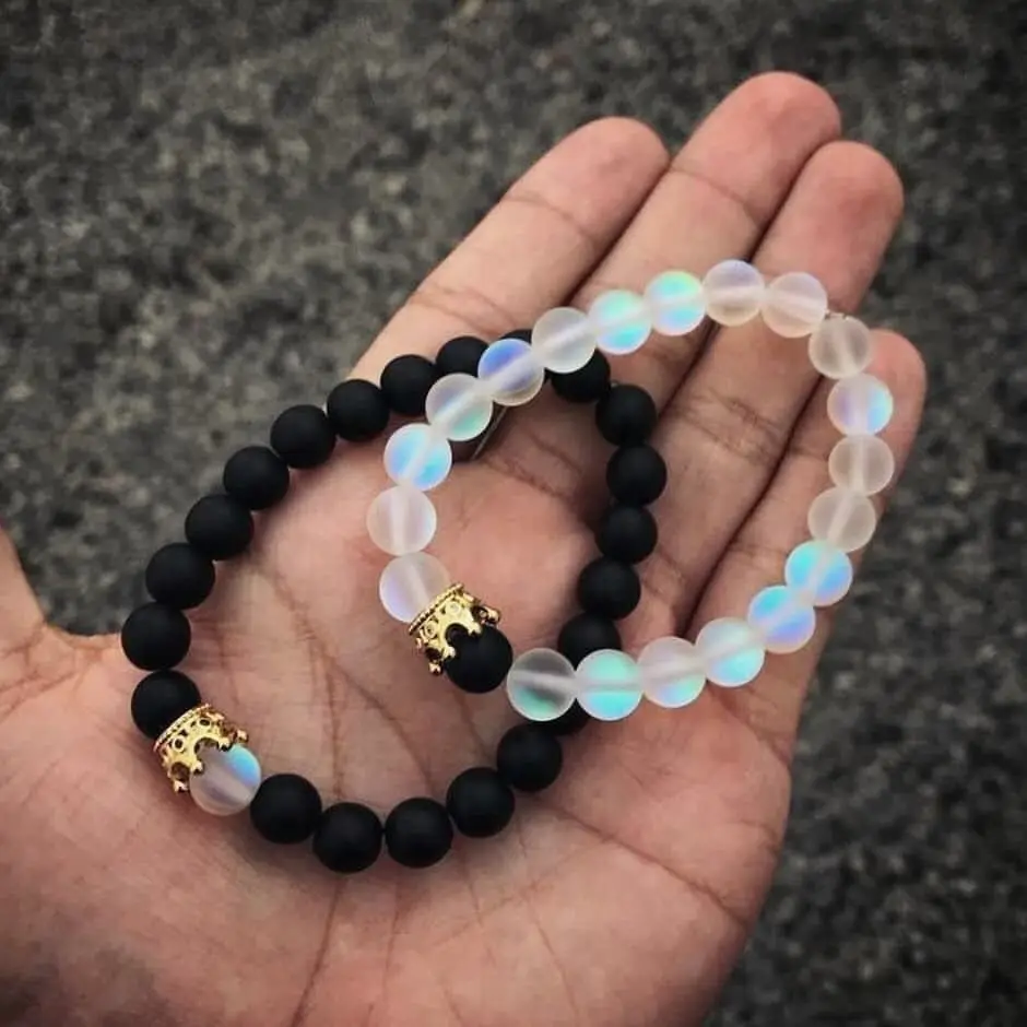 

2021 new popular Moonstone crown couple simple Bracelet