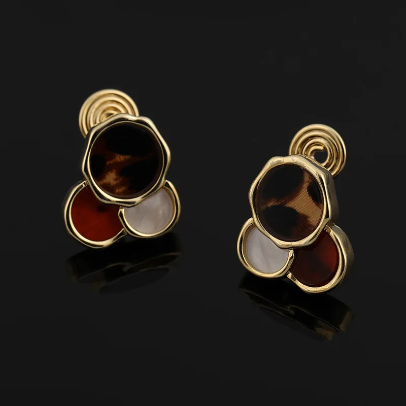 

New fashion mosquito coil ear clips without ear holes retro geometric niche all-match earrings classic women gift hot sale