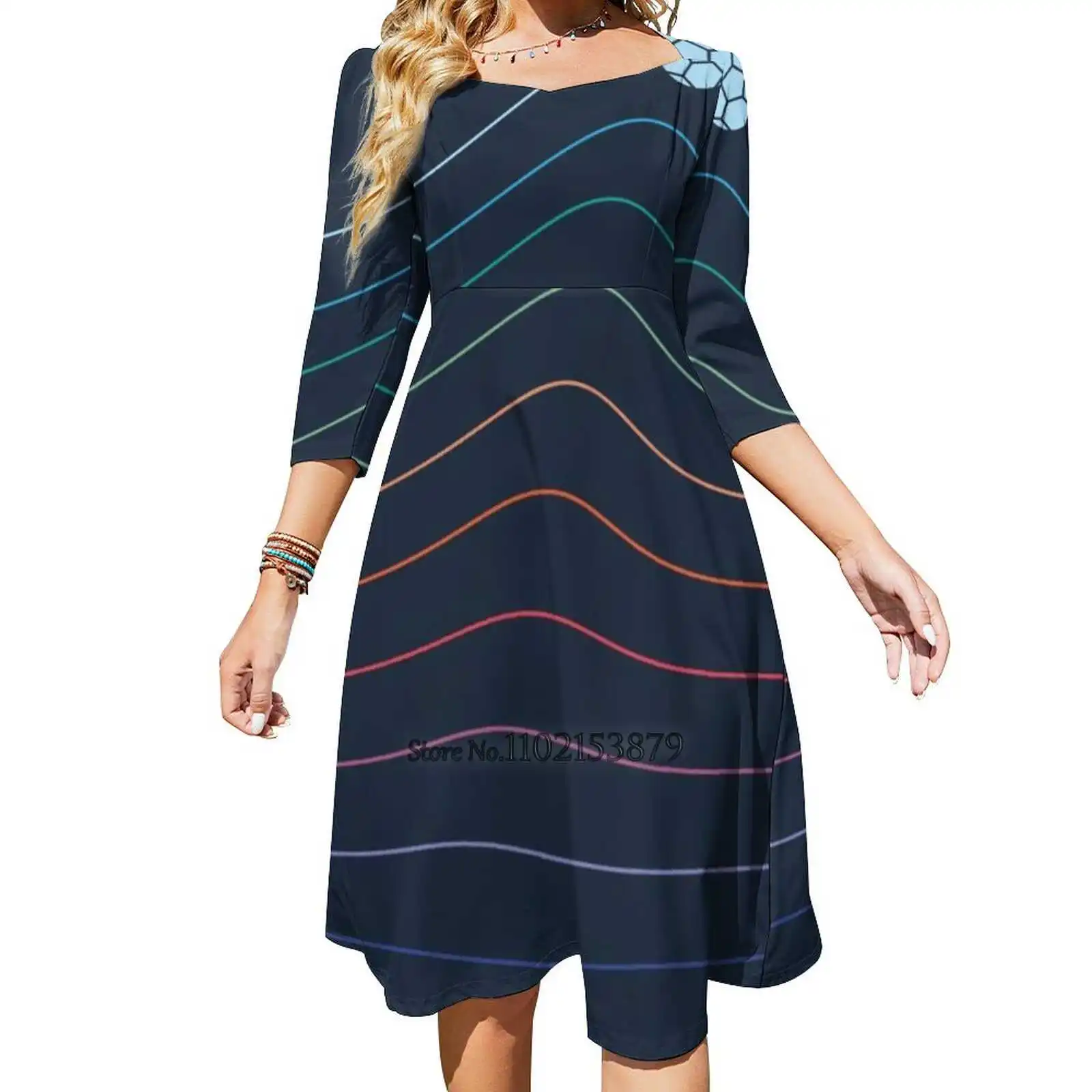 

Платье с открытой спиной и шнуровкой, с квадратным вырезом