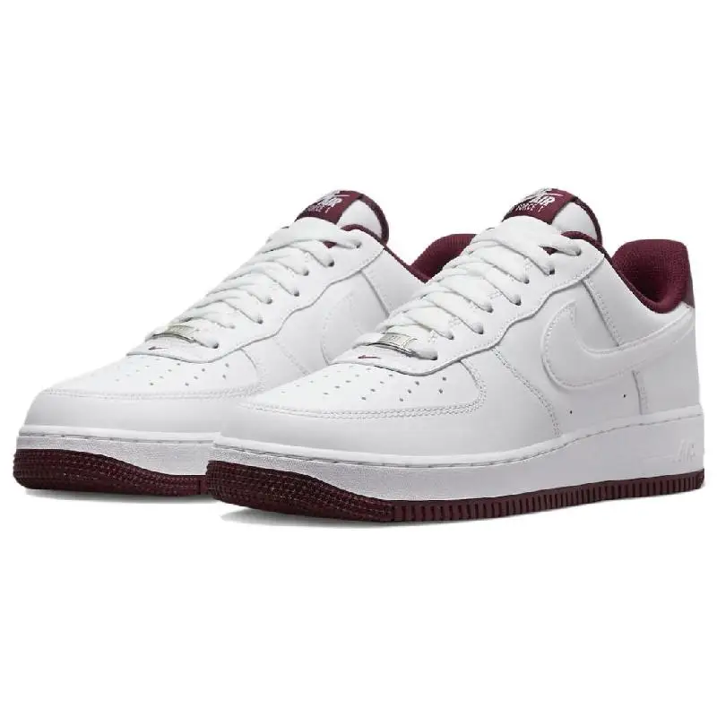 Кроссовки Nike Air Force цвет белый черный