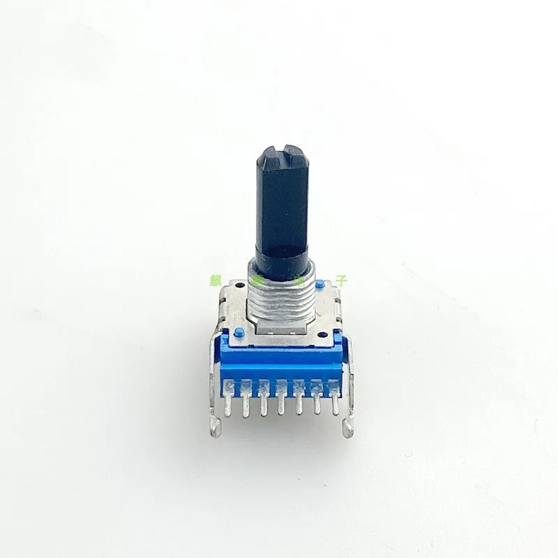 2 шт., горизонтальный потенциометр, длина вала 20 мм, 7 контактов 2 шт., горизонтальный потенциометр, длина вала 20 мм, 7 контактов