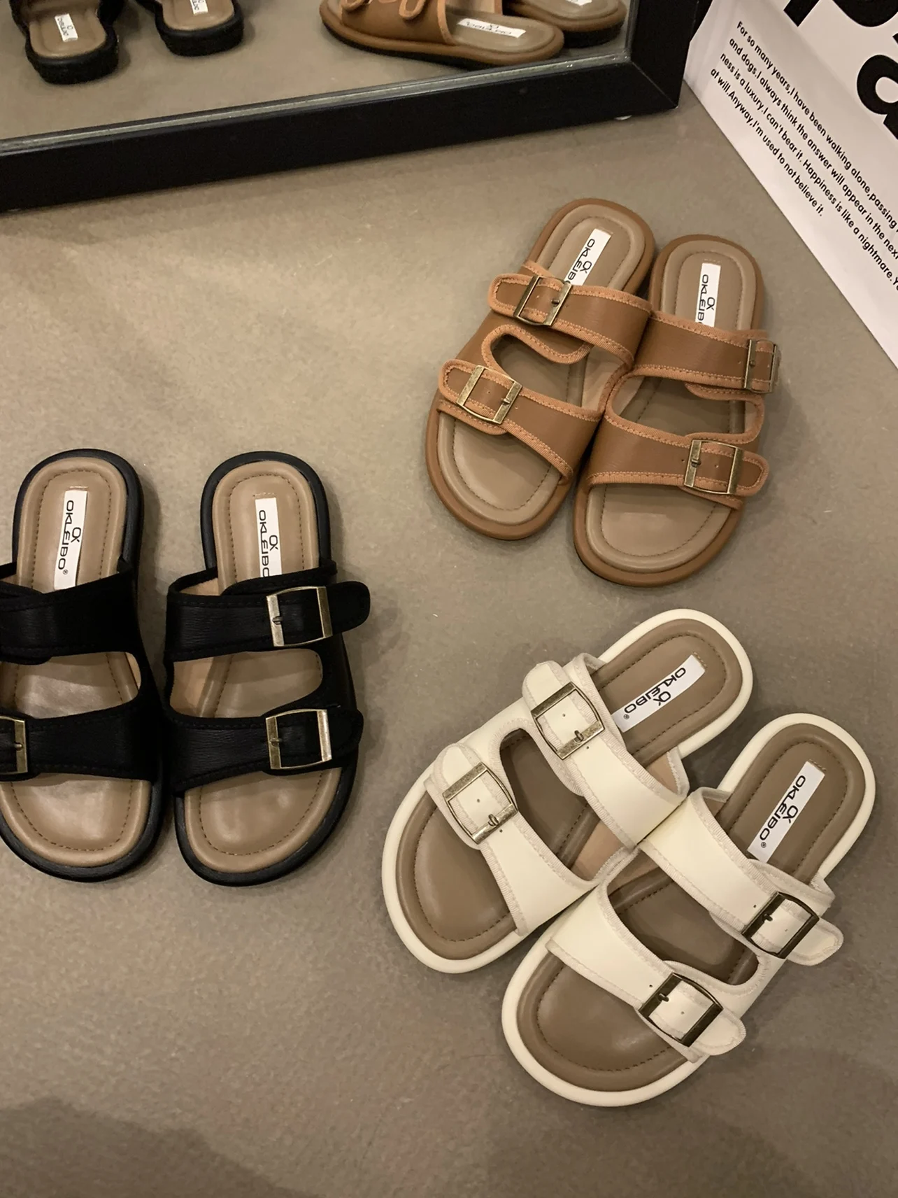 

Shoes Womens Slippers Outdoor Shale Female Beach Low Slides Pantofle Fashion Sabot 2023 Luxury Summer Flat PU Retro Buckle Strap