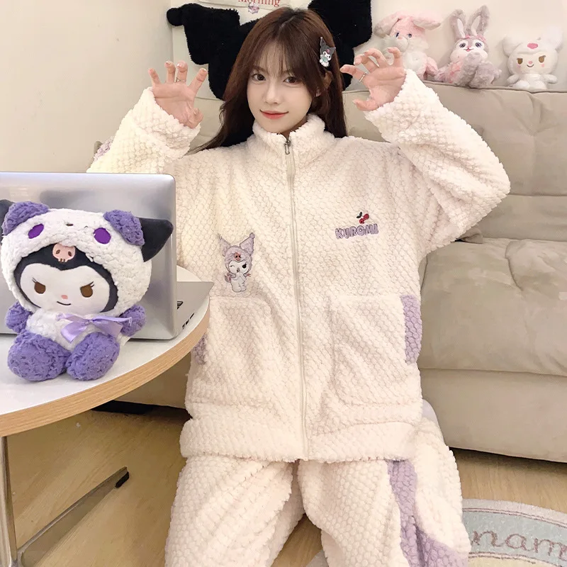 

Пижама Sanrio Kuromi утепленная с длинным рукавом, мягкая плюшевая Домашняя одежда с лацканами, износостойкий теплый дышащий красивый комплект с молнией, подарок