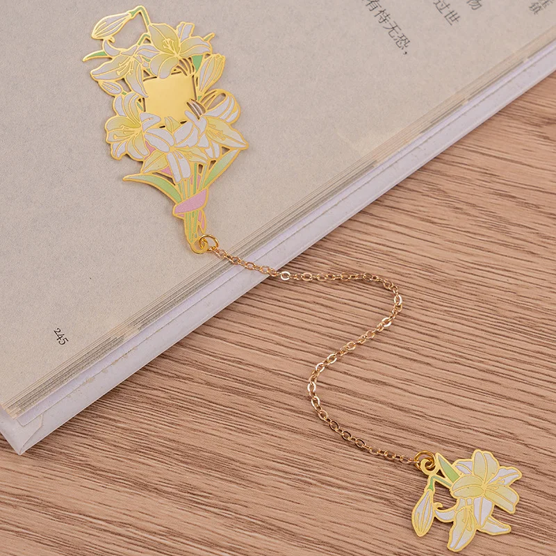 

Металлическая закладка латунь цветок