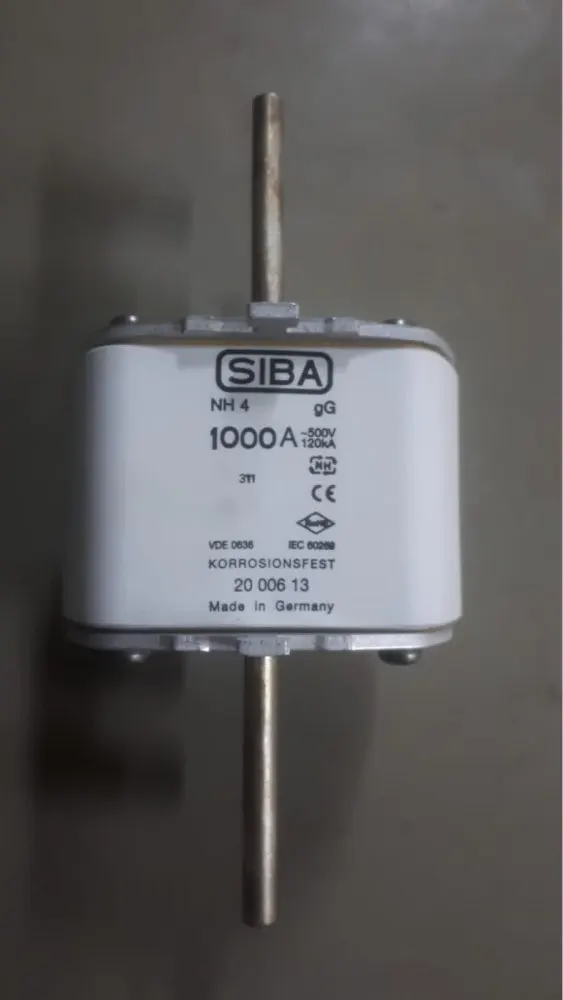 

NH4 1000A 2000613 Новые Предохранители