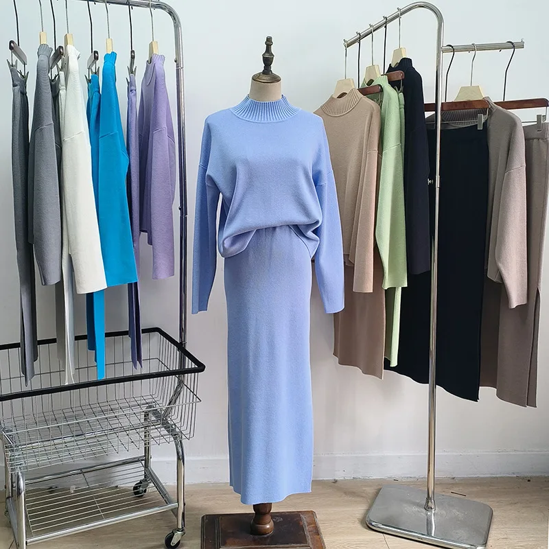 Женский трикотажный комплект из 2 предметов теплый свитер с высоким воротом и